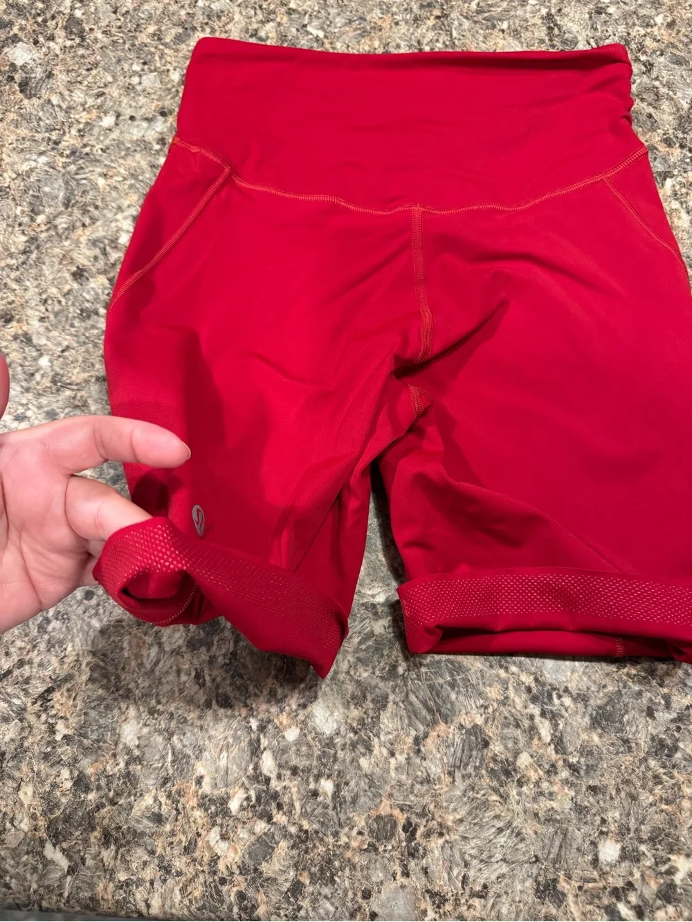 Lululemon bike shorts size 4 - Picture 6 of 6